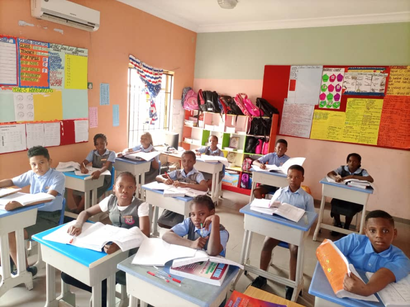 children in primary class